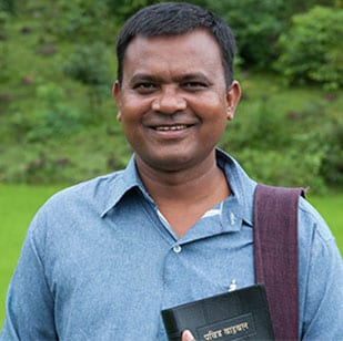 Pastor Roshan