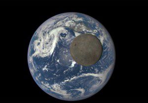 moon-transiting-earth