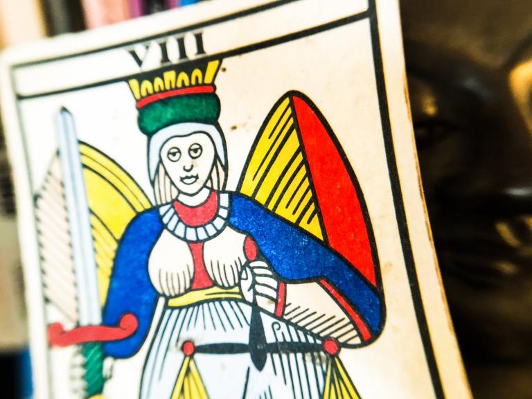 camelia Elias, Marseille tarot, justice