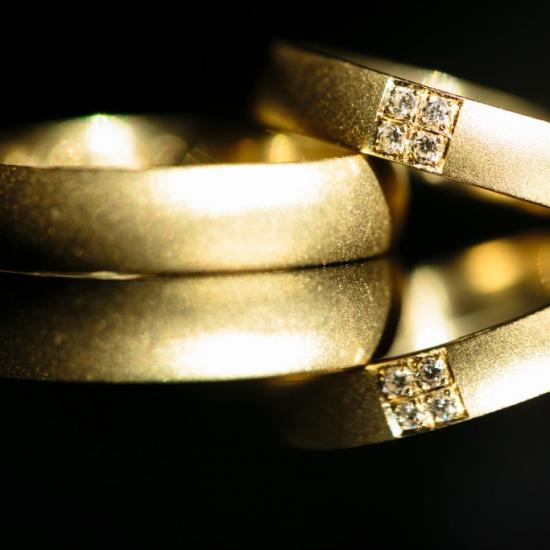 9. I always wear my wedding ring.