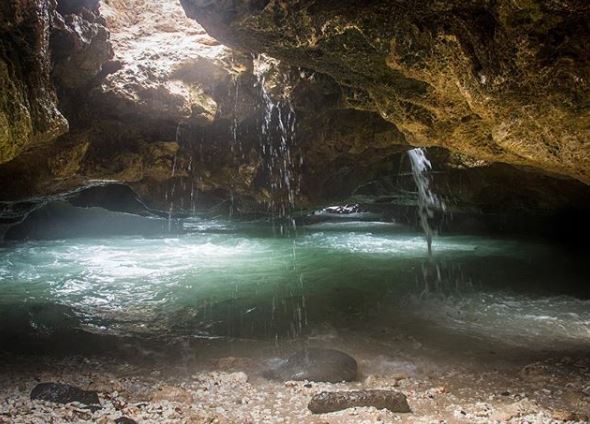 underwater water in caves