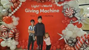 Johnson kids at the Giving Machine in Orem, Utah.