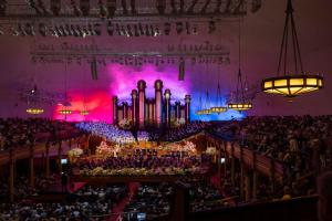 Tabernacle Choir and Orchestra at Temple Square