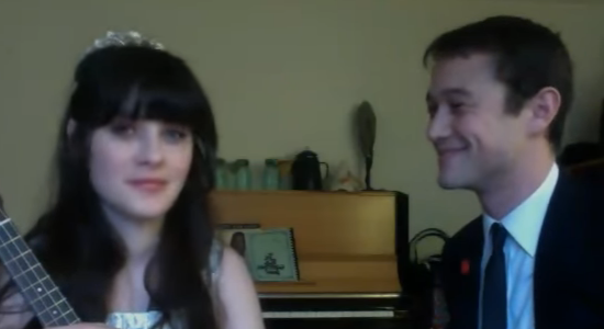 ZOOEY DESCHANEL and JOSH GORDON-LEVITT