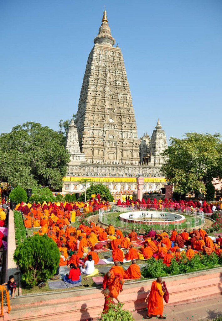 Theravadin monks at the Mahabodhi Stupa.