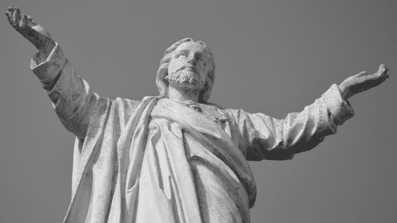 A statue of Jesus