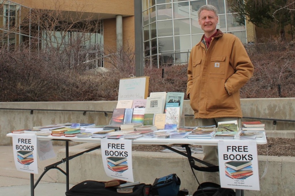 Christian tabling at Utah State Univerisity