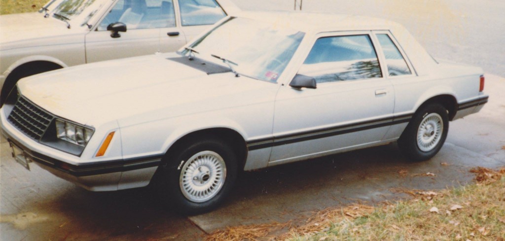 1979_Mustang_3.3L