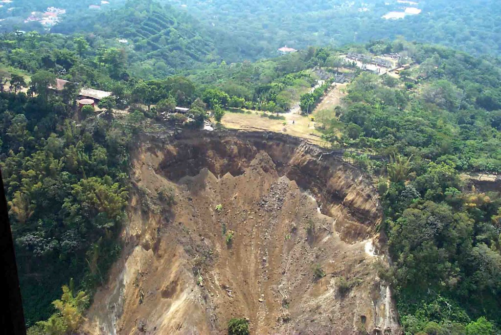 USGS_Landslide_El_Salvador