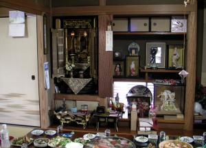 Eating with the Ancestors (Japan) Photo by Timothy Takemoto (cc) 2011.