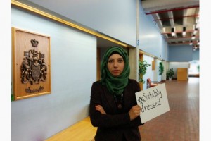 Amna Qureshi #SuitablyDressed. Image via the Toronto Star.