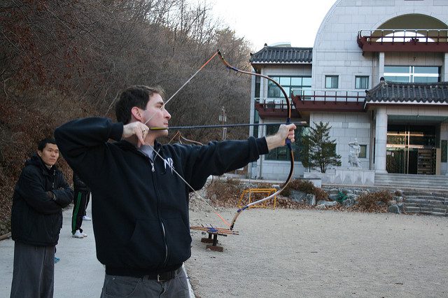 Zen archery with Master Jaan - ©2009 by Polly Peterson, used with permission