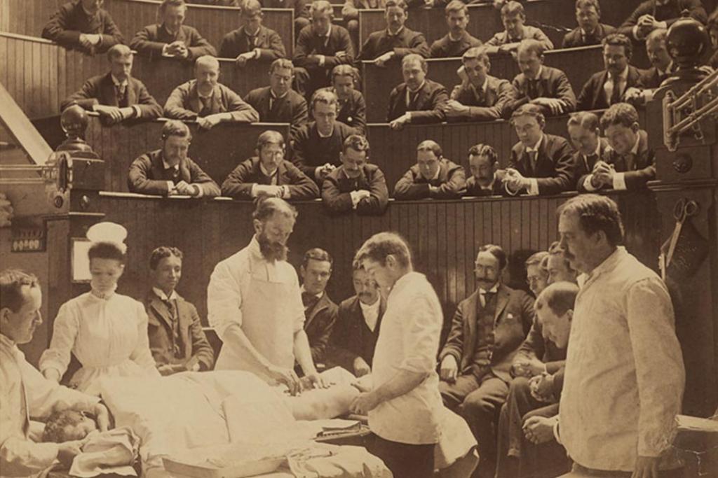 OperatingTheater_1050x700