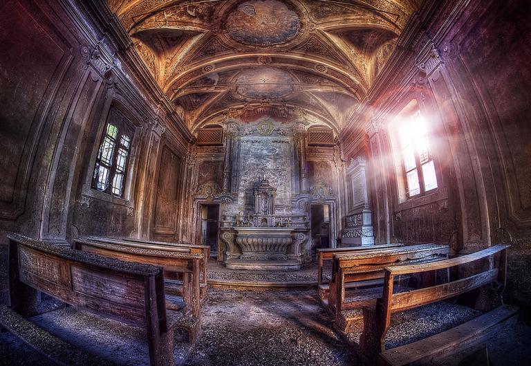 churches europe america decline faith christianity atheism