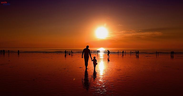 Sanket-Mehta-father-son-sunset-ocean