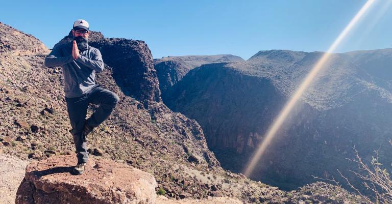 Joel-Triska-Tree-Pose-Rio-Grande-River