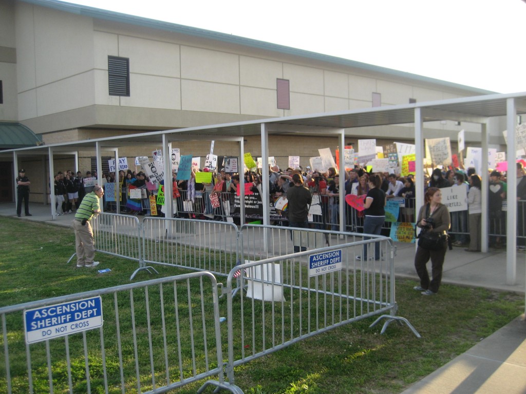 Peaceful High School Protest Against Westboro Baptist Church