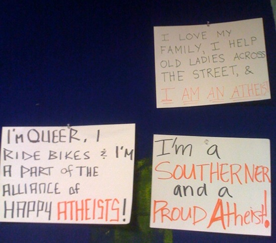 Help This College Atheist Group Win $1,000