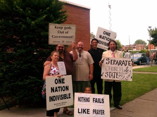 Atheists Protest Harrisburg Mayor’s ‘Prayer to Fix the Financial Crisis’