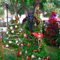 Someone Stole Baphomet’s Head from the Top of a Satanic Christmas Tree