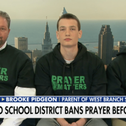 These “Prayer Matters” Shirts Aren’t a Rebuke to Atheists Who Understand the Law
