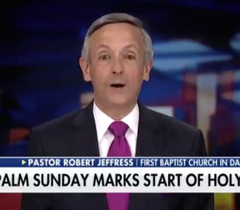 Pro-Trump Megachurch Pastor: Teaching Kids 10 Commandments Can Stop Gun Violence