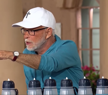 Jim Bakker: Buy My Condos in Branson! NASA Says They’ll Be Safe in the End Times