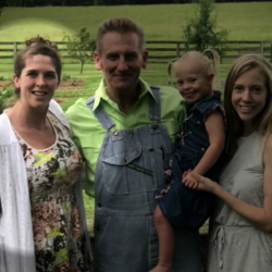 Rory Feek Accepts His Lesbian Daughter; Now Christian Stores Won’t Sell His Book