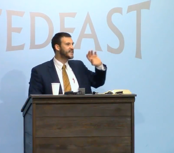 Baptist Pastor: Men Who Let Their Wives Work Are “Destroying” Children’s Minds