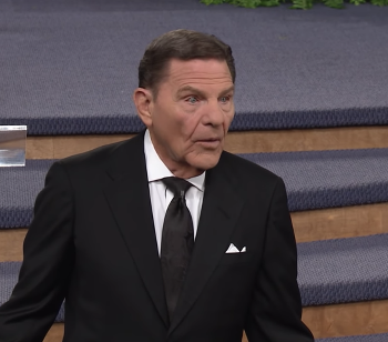 Preacher Kenneth Copeland: God Helped Me Heal Corrosion on My Private Jet