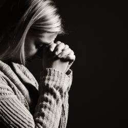 Praying After a Tragedy Decreases Your Eventual Donation Amount, Says Study