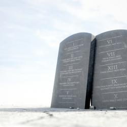 Pastor Urges Christians to Stop Getting Worked Up Over the Ten Commandments