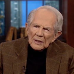 Pat Robertson: The “Homosexual Agenda” Wants You to Think Jesus Was Gay