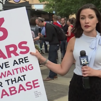 Protesters at Southern Baptist Convention Meeting Call for Database of Predators