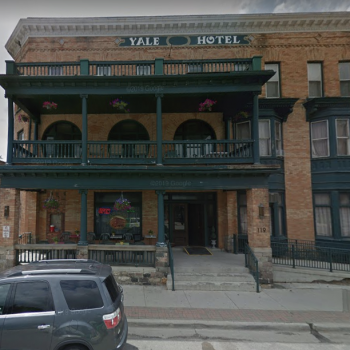 Michigan Hotel Owner Offers Free Accommodations for Women Seeking Safe Abortions