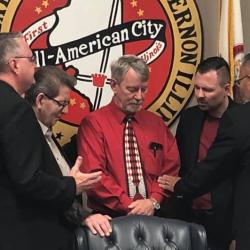 Mount Vernon (IL) Mayor Issues Proclamation Blatantly Promoting Christianity