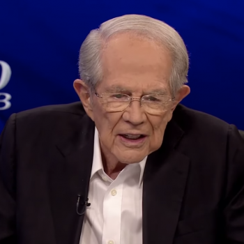 Pat Robertson Was Thrown By a Question About How We’re Not a “Christian Nation”