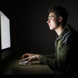 Christians Back Lawsuit Against UK Government for Not Passing Online Porn Block