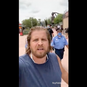 Christian Pastor Gets Kicked Out of Disney World for Refusing to Wear Mask