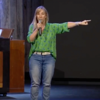 Woman Calls Out Pastor During Church Service for Trying to “Cancel” Her Husband