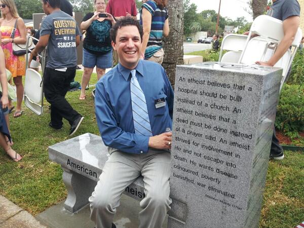 Another Atheist Bench May Go Up in Florida in Response to a Ten Commandments Monument